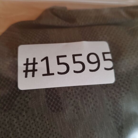 Asics Shorts Mens XL Green Camouflage Elastic Waist Zip Pocket Lightweight Activ - Picture 9 of 9